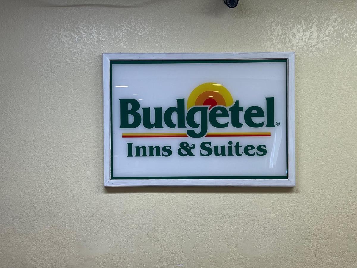 Budgetel Inns & Suites 페어필드페어필드  외부 사진